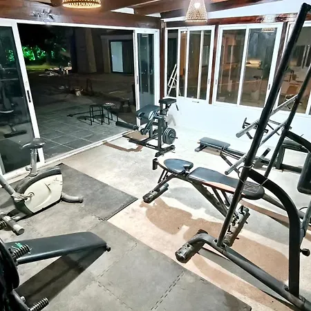 Villa Lago Villa *